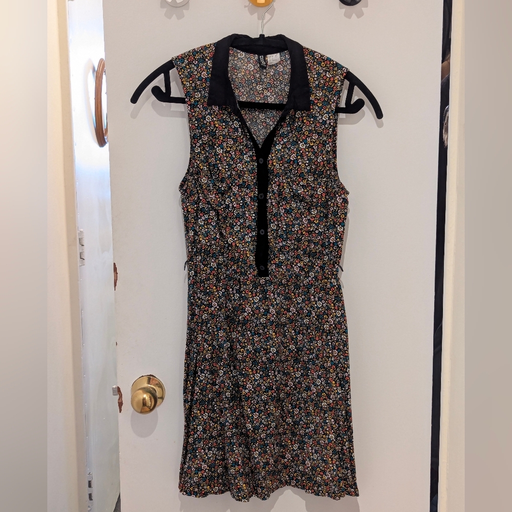 H&M Black Collar Floral Mini Dress